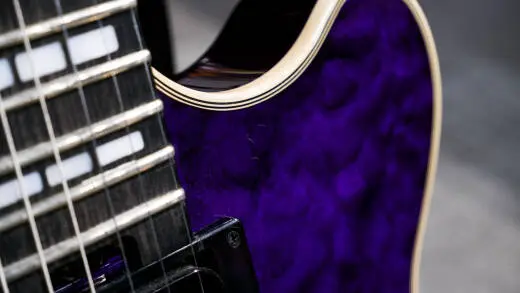 EVH - SA-126 Special Quilted Maple Electric Guitar - Transparent Purple 2